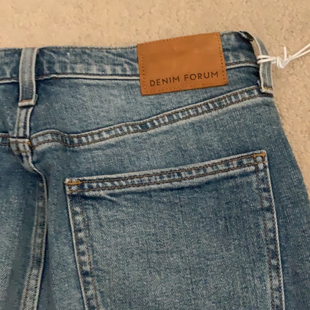Denim Forum Jean Short - Picture 5 of 16